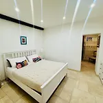 Mimi Maison Vecchia Lägenhet