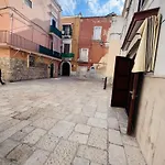 Mimi Maison Vecchia בארי