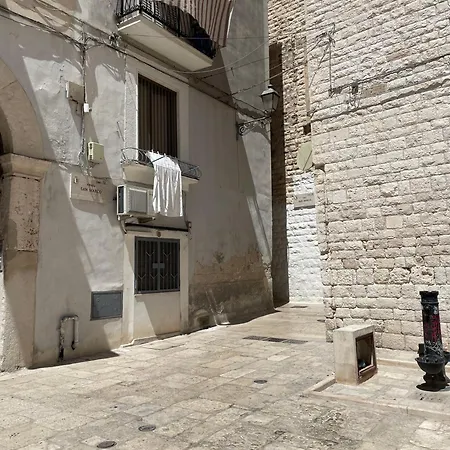 Mimi Maison Vecchia *